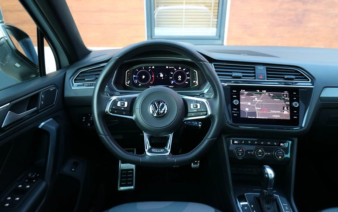 Volkswagen Tiguan cena 135050 przebieg: 71900, rok produkcji 2019 z Zelów małe 742